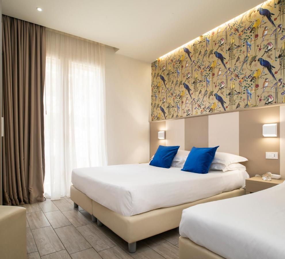 L'Hotel Rimini Buitenkant foto