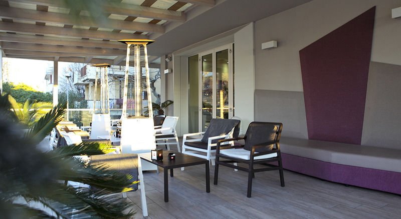 L'Hotel Rimini Buitenkant foto