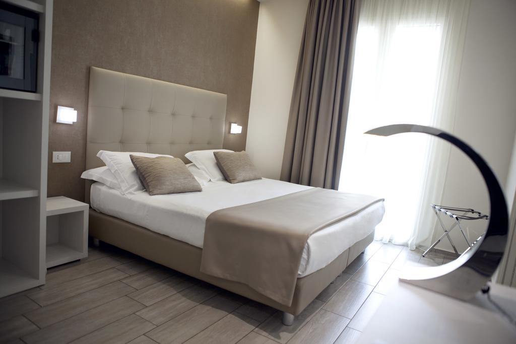 L'Hotel Rimini Buitenkant foto